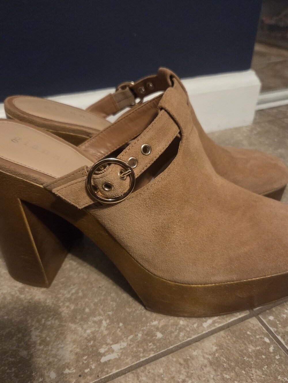 Gianni Bini Womens Sotelo Brown Leather Buckle Chunky Heel Platform Clogs. Sz 11 - Picture 2 of 11